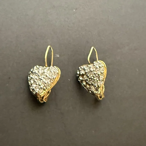 Vintage BUTLER Signed Heart-Shaped Rhinestone Earrings Gold Tone - Picture 9 of 11